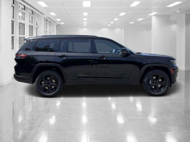 2025 Jeep Grand Cherokee GRAND CHEROKEE L LIMITED 4X2