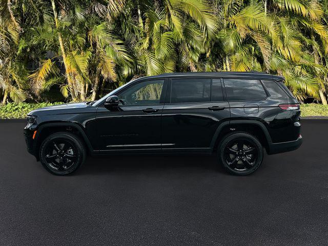 2025 Jeep Grand Cherokee GRAND CHEROKEE L ALTITUDE 4X4
