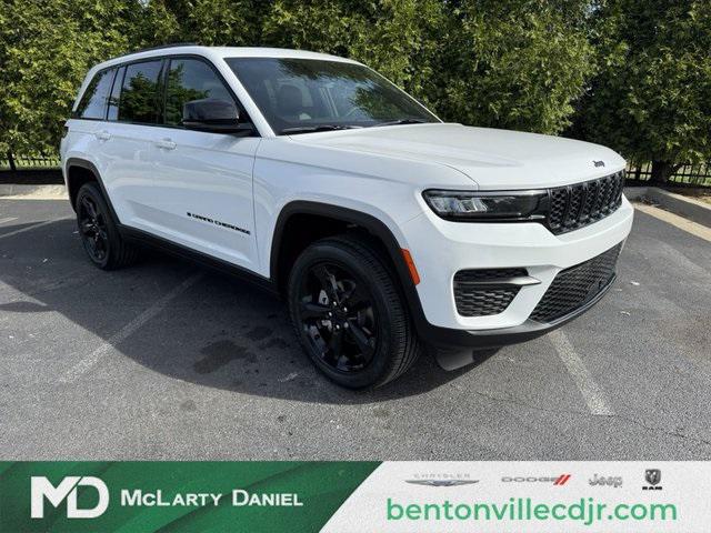 2025 Jeep Grand Cherokee GRAND CHEROKEE ALTITUDE X 4X4