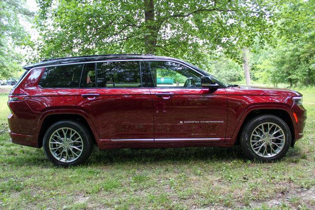 2025 Jeep Grand Cherokee GRAND CHEROKEE L SUMMIT 4X4