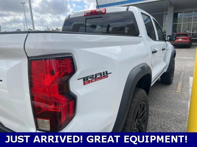 2023 Chevrolet Colorado 4WD Crew Cab Short Box Trail Boss