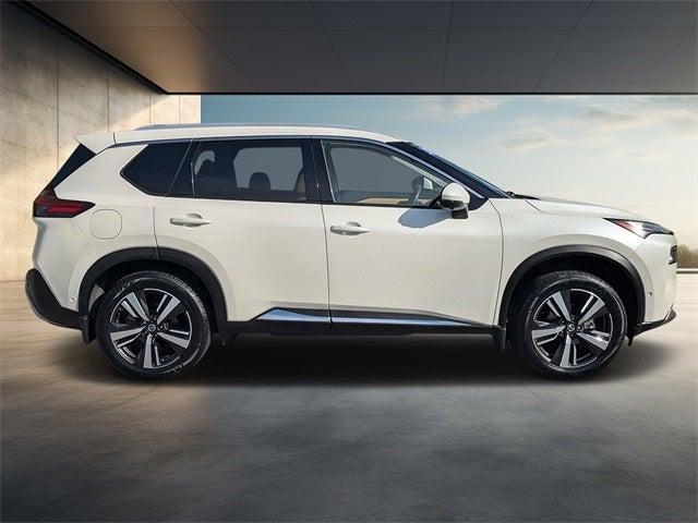 2021 Nissan Rogue Platinum FWD