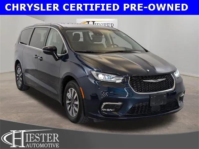2024 Chrysler Pacifica Hybrid Select