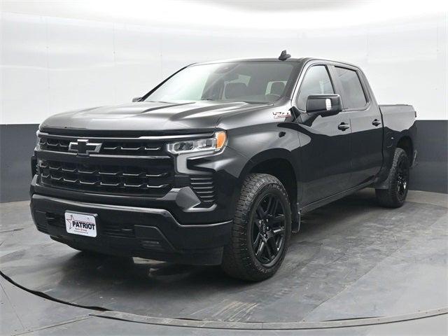 2022 Chevrolet Silverado 1500 4WD Crew Cab Short Bed RST