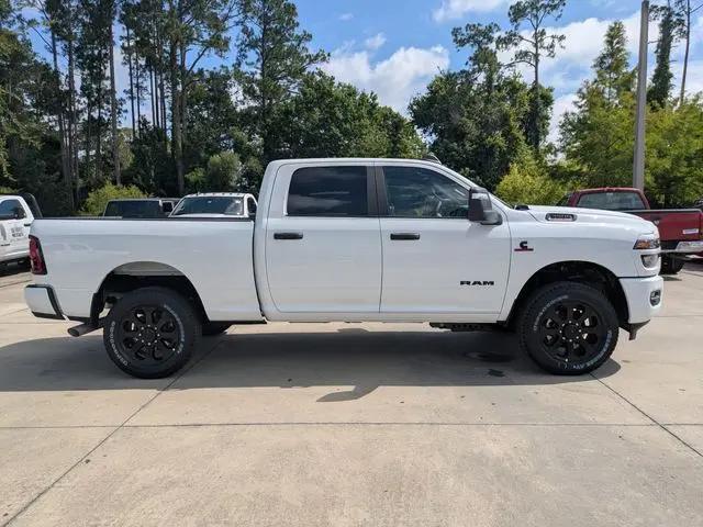 2025 Ram 3500 Big Horn Crew Cab 4x4 6'4" Box