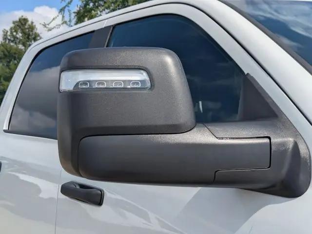 2025 Ram 3500 Big Horn Crew Cab 4x4 6'4" Box