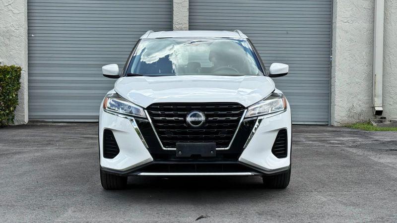 2024 Nissan Kicks SV Xtronic CVT