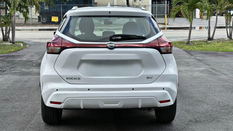 2024 Nissan Kicks SV Xtronic CVT