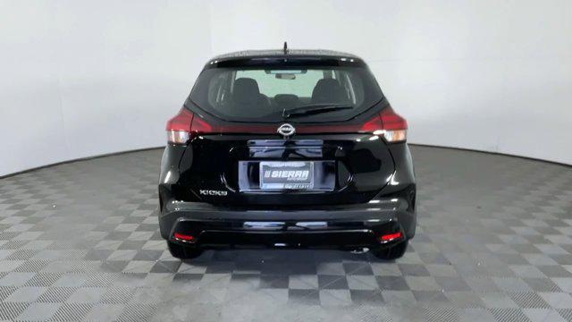2025 Nissan Kicks S
