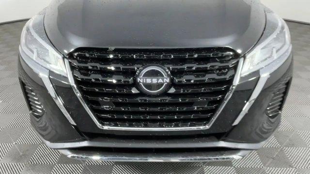 2025 Nissan Kicks S