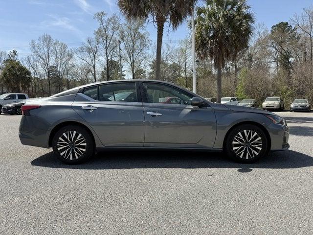 2023 Nissan Altima SV FWD