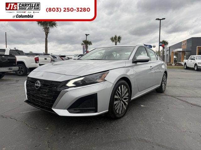 2023 Nissan Altima SV FWD
