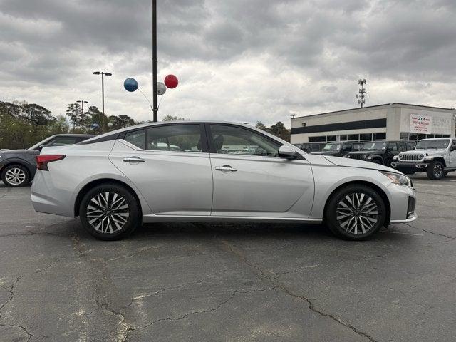2023 Nissan Altima SV FWD