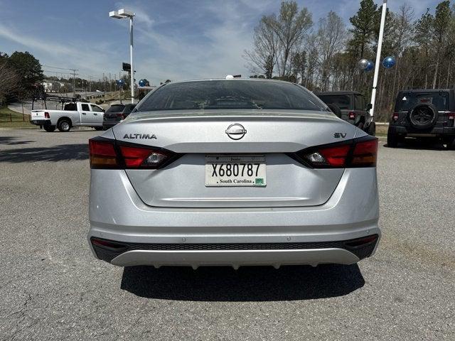 2023 Nissan Altima SV FWD