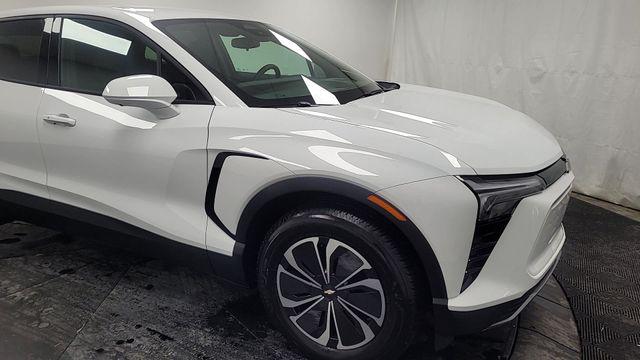 2025 Chevrolet V Blazer RWD LT