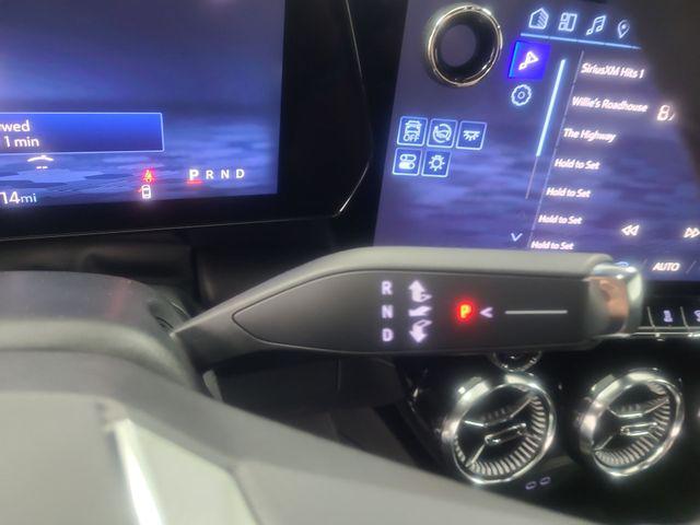 2025 Chevrolet V Blazer RWD LT