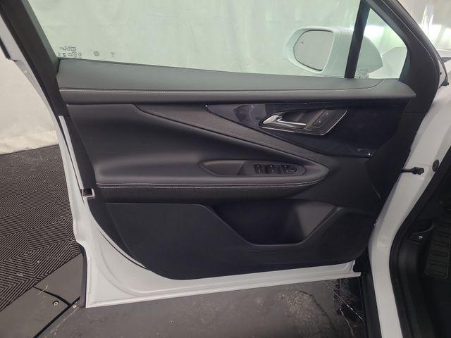 2025 Chevrolet V Blazer RWD LT