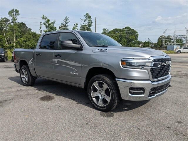 2025 RAM Ram 1500 RAM 1500 TRADESMAN CREW CAB 4X4 57 BOX