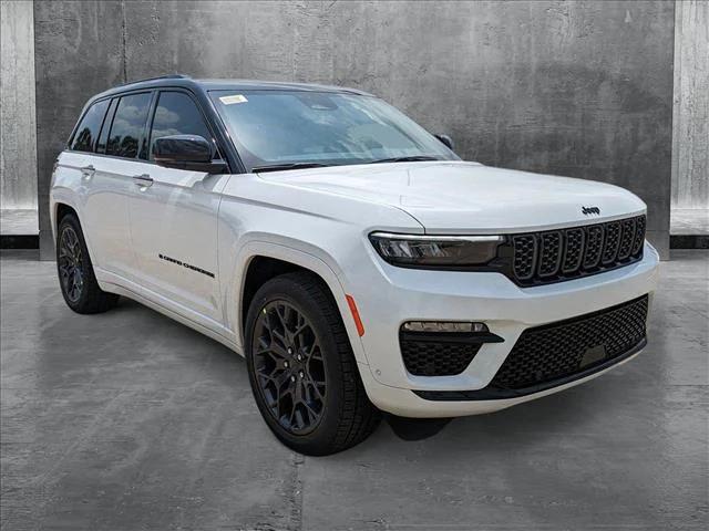 2025 Jeep Grand Cherokee GRAND CHEROKEE SUMMIT RESERVE 4X4