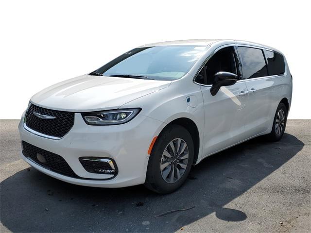 2025 Chrysler Pacifica Hybrid PACIFICA PLUG-IN HYBRID SELECT