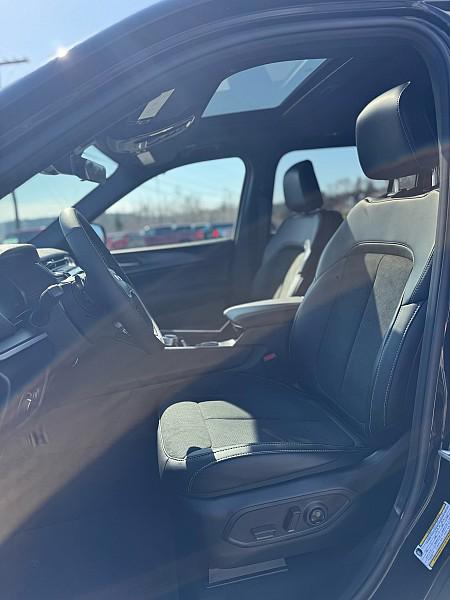 2025 Jeep Grand Cherokee GRAND CHEROKEE L ALTITUDE X 4X4 2025 Jeep Grand Cherokee GRAND CHEROKEE L ALTITUDE X 4X4