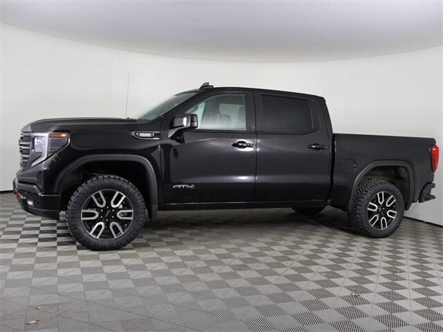 2023 GMC Sierra 1500 4WD Crew Cab Short Box AT4