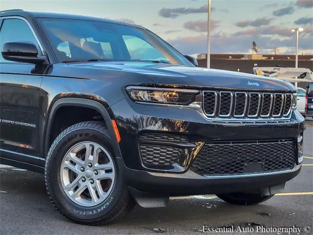 2022 Jeep Grand Cherokee Laredo 4x4