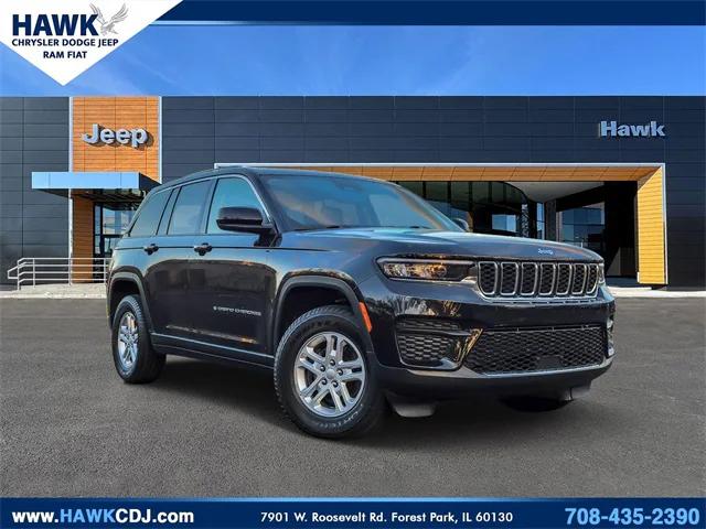 2022 Jeep Grand Cherokee Laredo 4x4