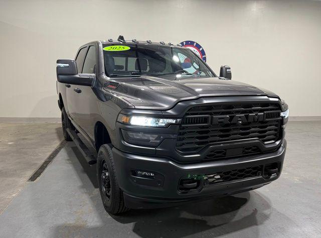2025 RAM Ram 2500 RAM 2500 TRADESMAN CREW CAB 4X4 64 BOX