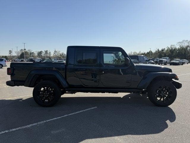 2025 Jeep Gladiator GLADIATOR NIGHTHAWK 4X4