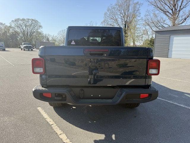 2025 Jeep Gladiator GLADIATOR NIGHTHAWK 4X4