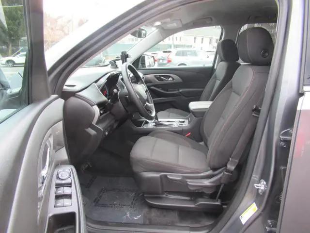 2020 Chevrolet Traverse FWD LS