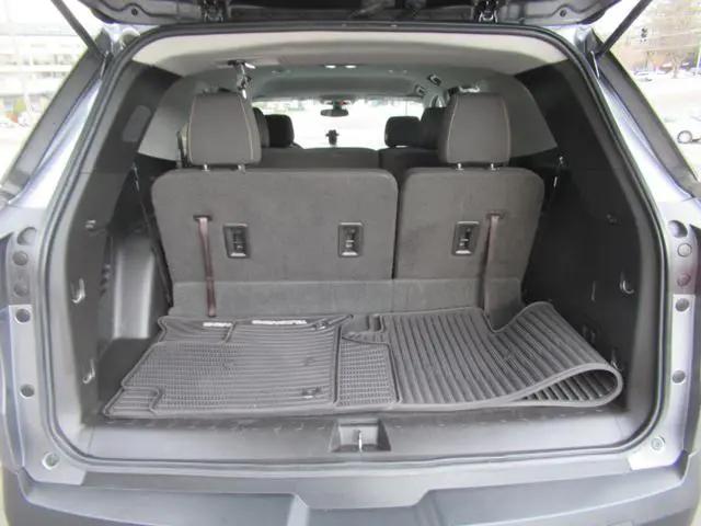 2020 Chevrolet Traverse FWD LS