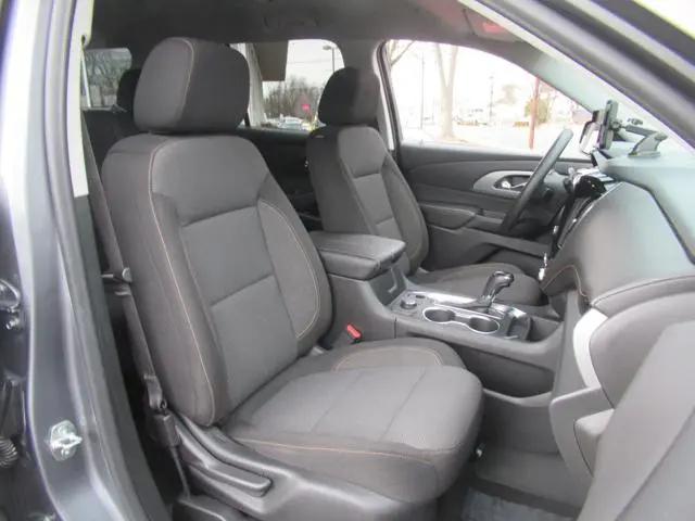 2020 Chevrolet Traverse FWD LS