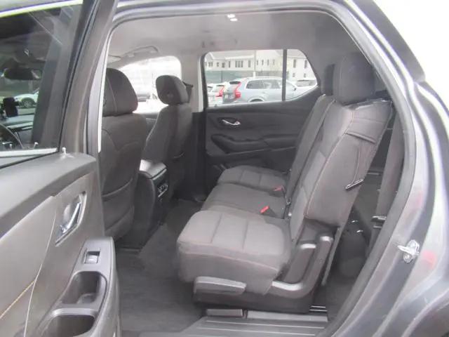 2020 Chevrolet Traverse FWD LS