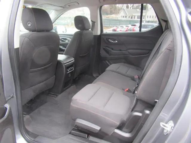 2020 Chevrolet Traverse FWD LS