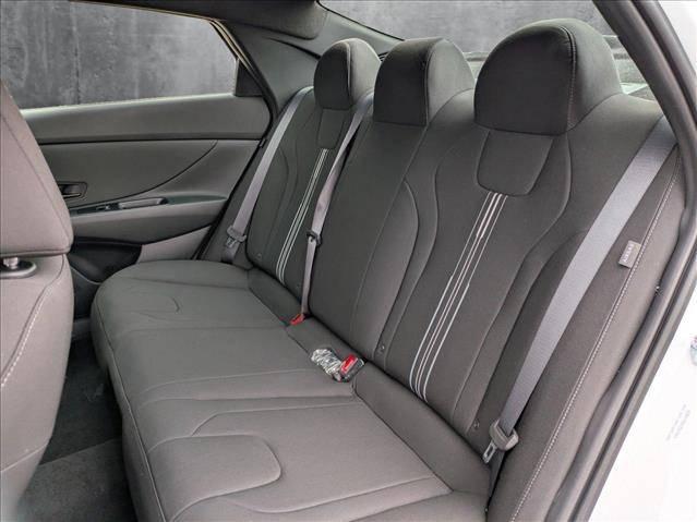 2025 Hyundai Elantra Hybrid SEL Sport