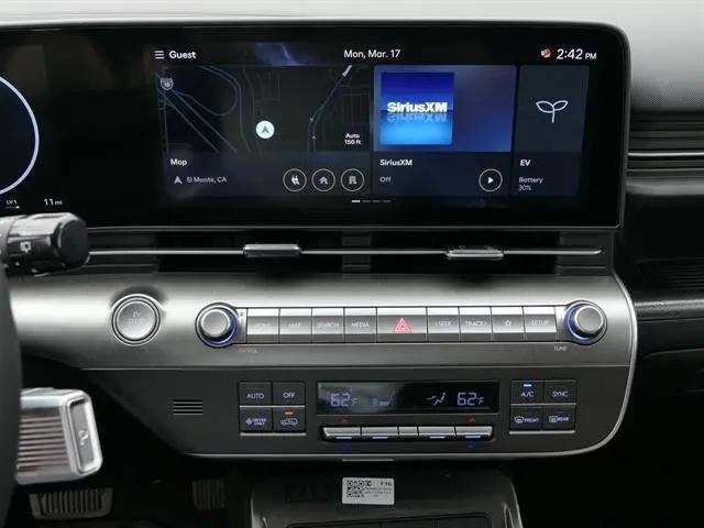 2025 Hyundai Kona EV SEL