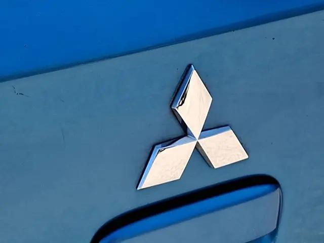 2017 Mitsubishi Mirage ES