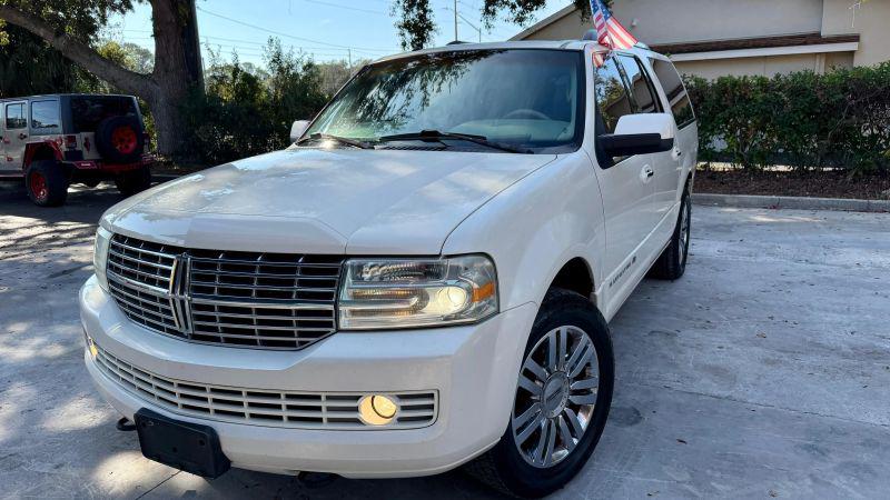 2008 Lincoln Navigator L Base for sale in Tavares, FL