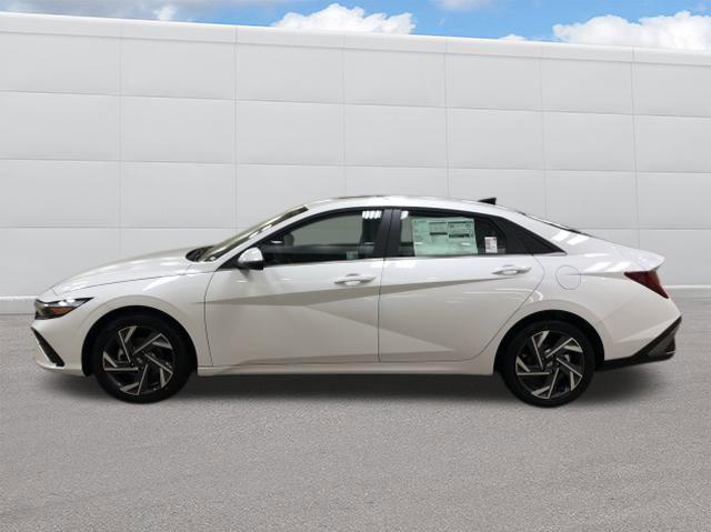 2025 Hyundai Elantra Hybrid Limited