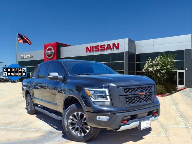 2021 Nissan TITAN Crew Cab PRO-4X 4x4