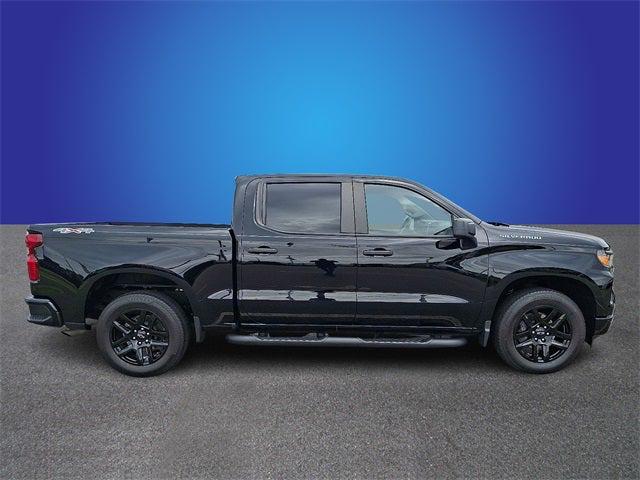 2024 Chevrolet Silverado 1500 4WD Crew Cab Short Bed Custom
