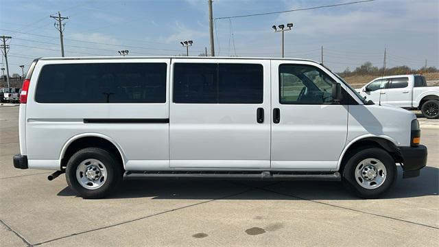 2023 Chevrolet Express Passenger RWD 3500 Extended Wheelbase LS