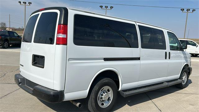 2023 Chevrolet Express Passenger RWD 3500 Extended Wheelbase LS