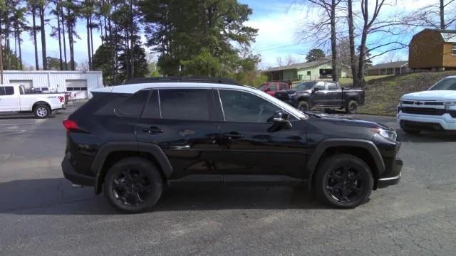 2020 Toyota RAV4 Adventure