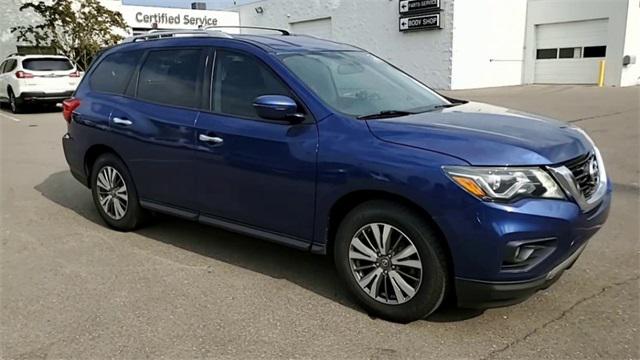 Used 2018 Nissan Pathfinder For Sale in Waterford Twp, MI