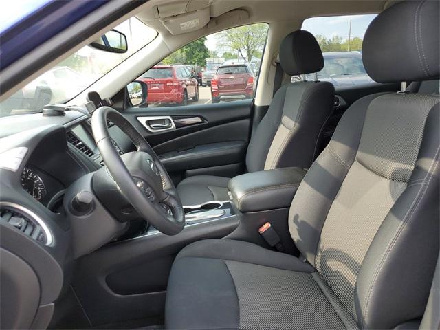 Used 2018 Nissan Pathfinder For Sale in Waterford Twp, MI