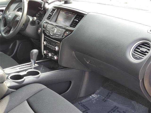 Used 2018 Nissan Pathfinder For Sale in Waterford Twp, MI