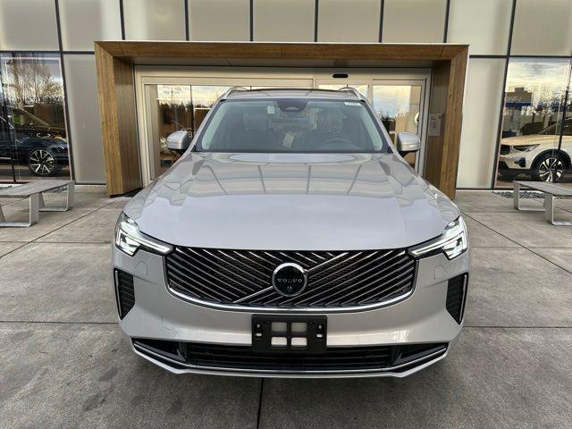 2025 Volvo XC90 Plug-In Hybrid T8 Plus 7-Seater